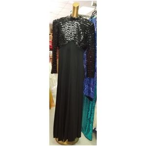 Vintage sz 10 sequined and chiffon evening gown